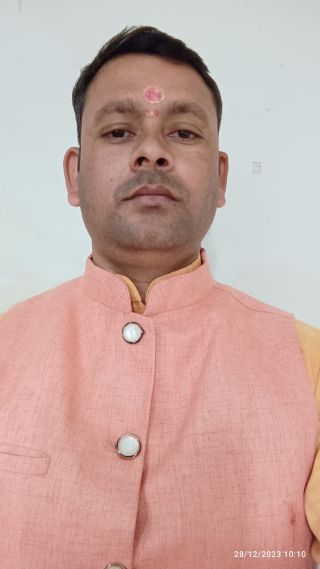 पं श्री विनोद तिवारी